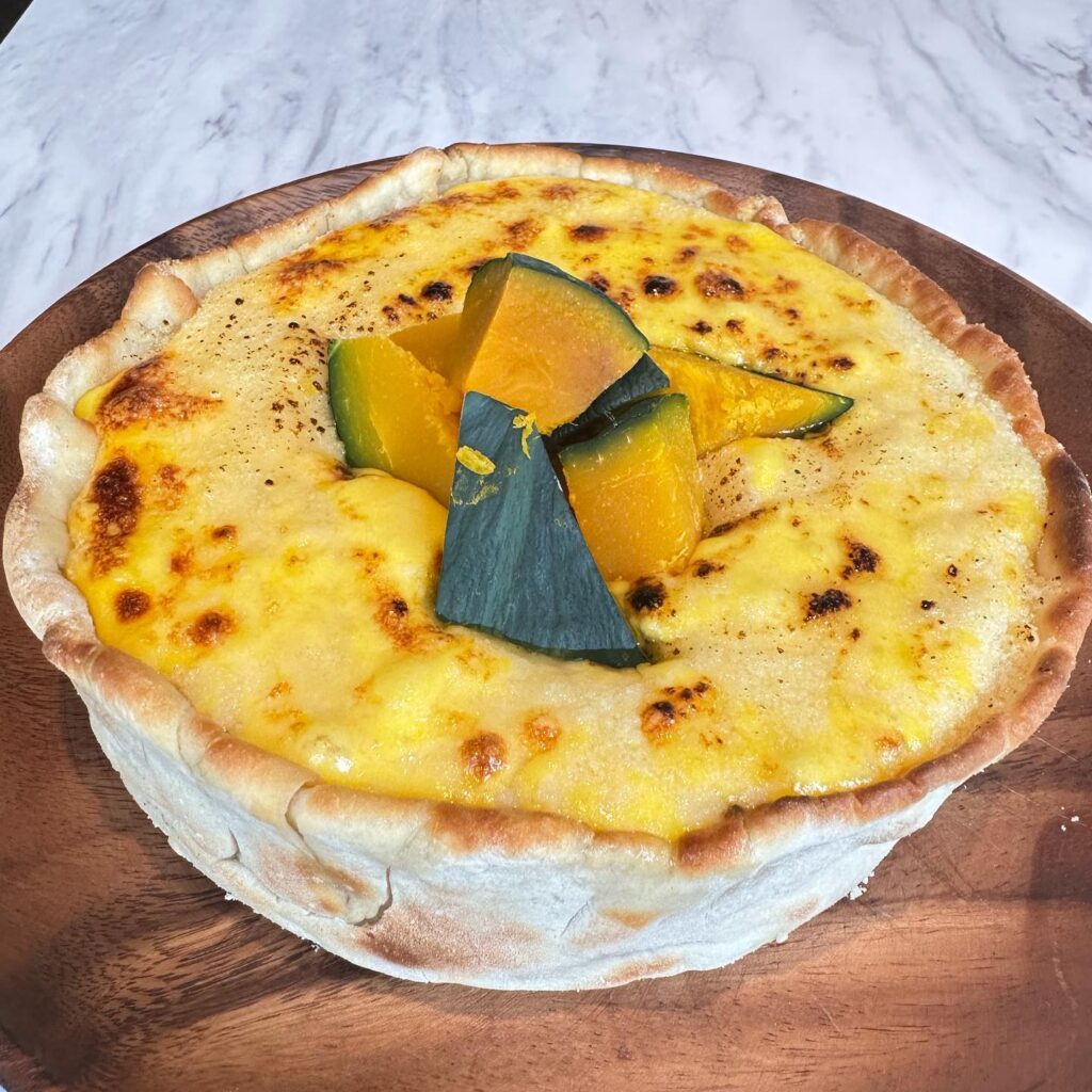 いよいよやってきました！ シカゴピザ最高傑作！ シカゴピザ&スフレオムレツ Meat&Cheese Ark 2nd 新宿店