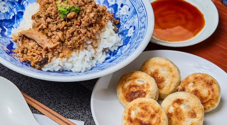 ■肉汁爆発！■曾さんの餃子 新宿西口店 最新情報